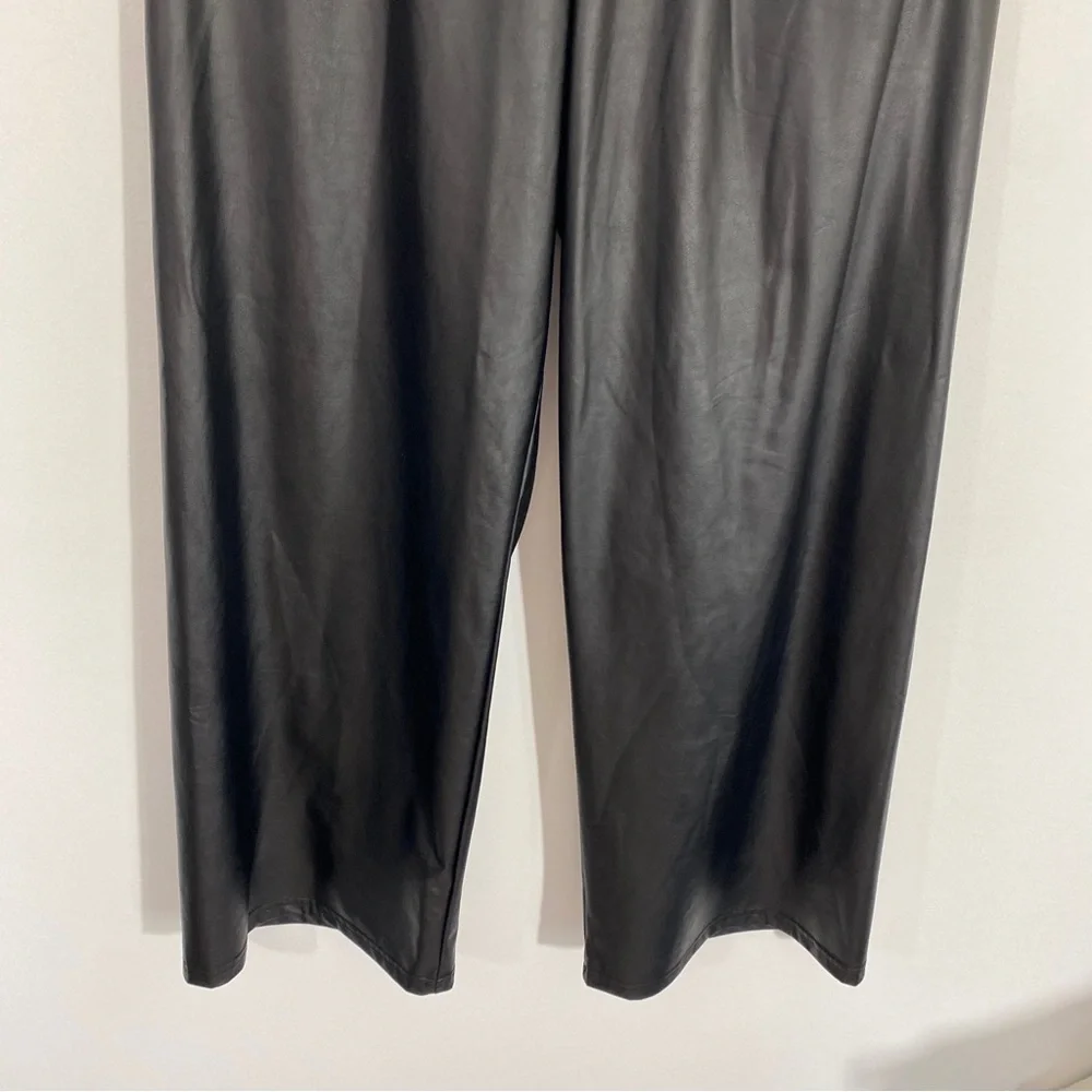 Aerie Offline Large Black‎ Wide Leg Pull on Vegan Leather Pants Elastic Waist - Picture 5 of 10
